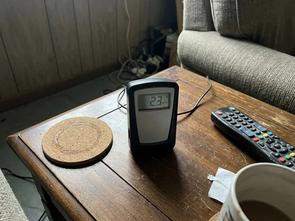 Continuous radon monitor display showing hourly readings